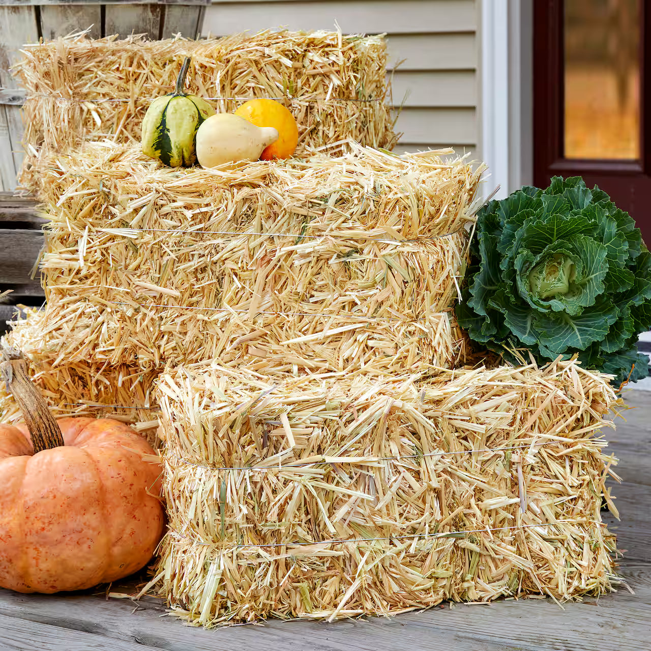 Straw Bales – Small / Large